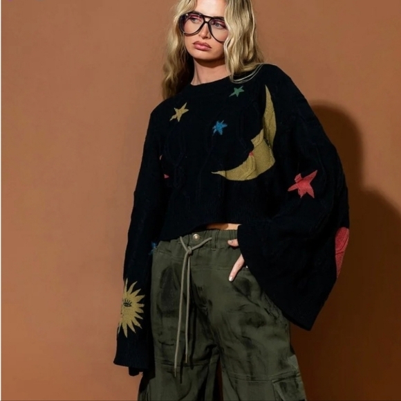 Dressed In LaLa  Original Child of the Universe Crop Cable Knit Sweater - Picture 1 of 7